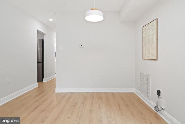 7971 AUDUBON AVE #202, Alexandria, VA 22306