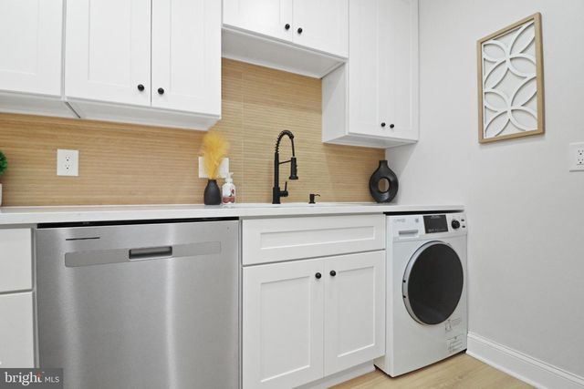 7971 AUDUBON AVE #202, Alexandria, VA 22306