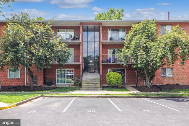 7971 AUDUBON AVE #202, Alexandria, VA 22306