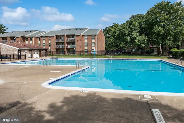 7971 AUDUBON AVE #202, Alexandria, VA 22306