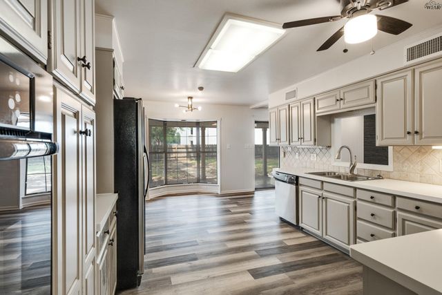 2108 GRANADA DRIVE, Wichita Falls, TX 76308