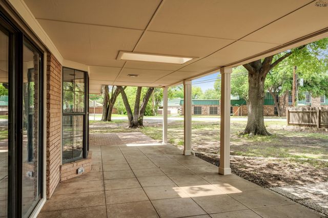 2108 GRANADA DRIVE, Wichita Falls, TX 76308