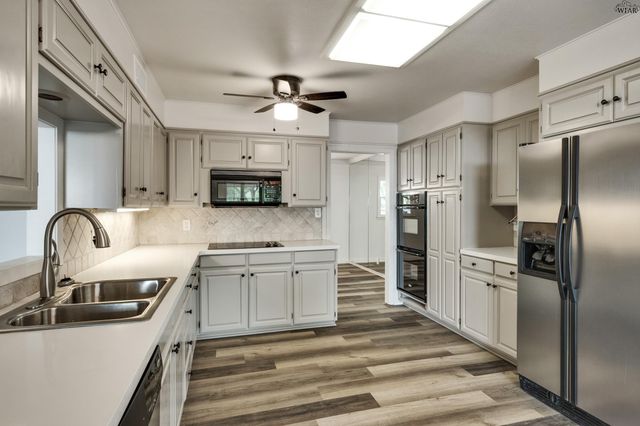 2108 GRANADA DRIVE, Wichita Falls, TX 76308