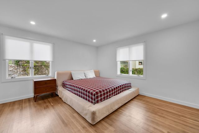 79 Chilmark St, Worcester, MA 01604