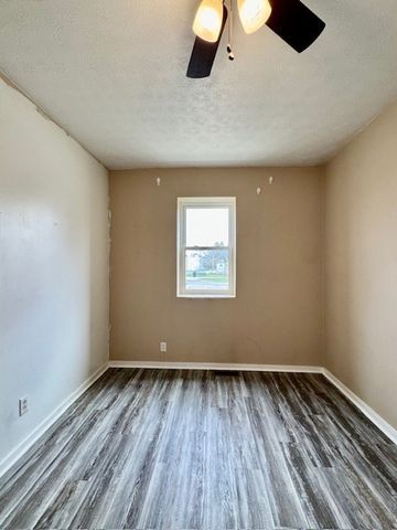 345 E Central Avenue, West Carrollton, OH 45449