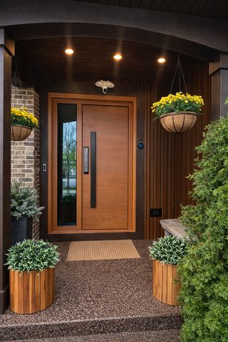 55 WILLOW Road, Wheeling, IL 60090