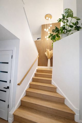 55 WILLOW Road, Wheeling, IL 60090