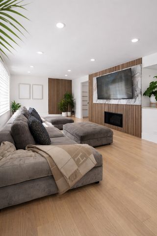 55 WILLOW Road, Wheeling, IL 60090