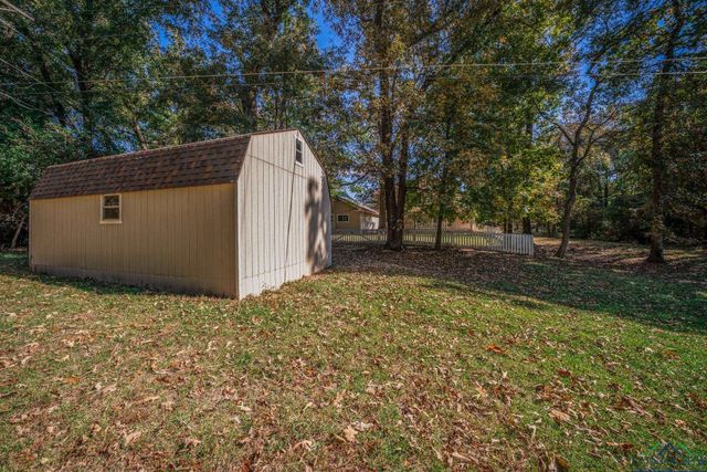 1845 E George Richey, Longview, TX 75604