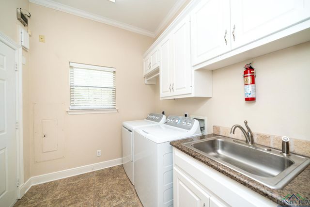 1845 E George Richey, Longview, TX 75604