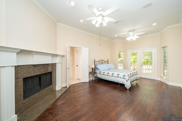 1845 E George Richey, Longview, TX 75604