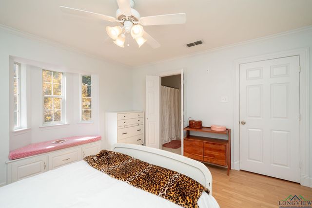 1845 E George Richey, Longview, TX 75604