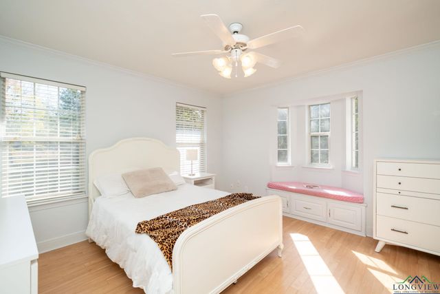 1845 E George Richey, Longview, TX 75604