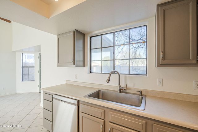 1500 N SUNVIEW Parkway 79, Gilbert, AZ 85234