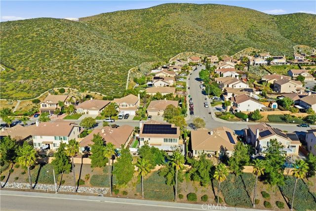 29107 Mesa Crest, Menifee, CA 92584