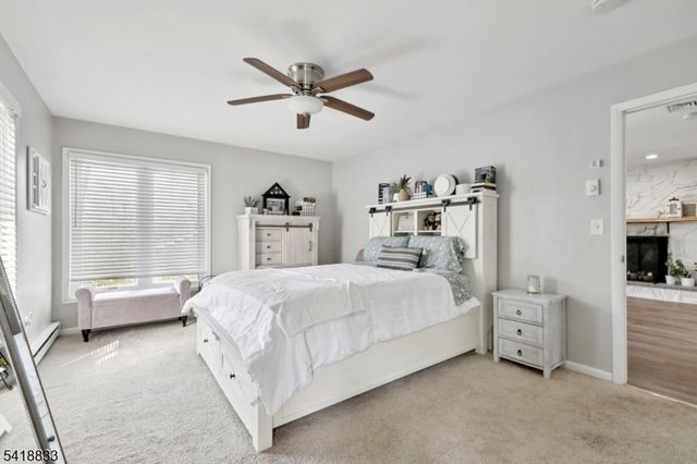 24 Yacht Club Dr, Jefferson Twp., NJ 07849