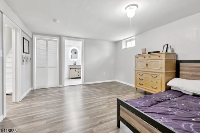 24 Yacht Club Dr, Jefferson Twp., NJ 07849