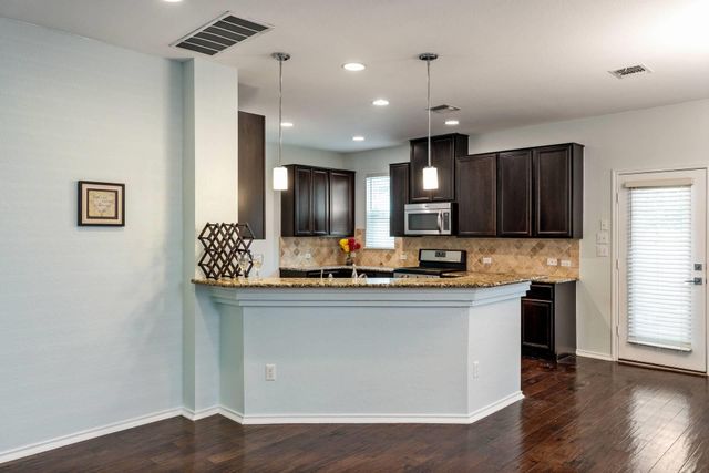 404 Buttercup Creek BLVD 19, Cedar Park, TX 78613