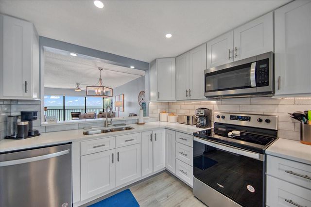 15000 GULF BOULEVARD 602, Madeira Beach, FL 33708