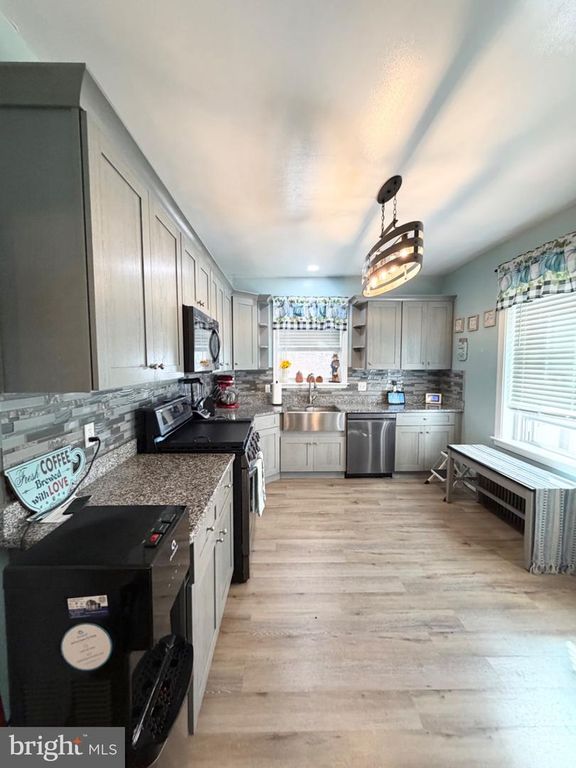 523 GREEN, PHILADELPHIA, PA 19128 — photo 4