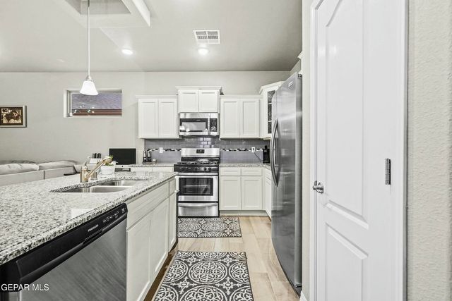 14239 CHARLES POLLOCK Avenue, El Paso, TX 79938