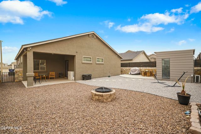 14239 CHARLES POLLOCK Avenue, El Paso, TX 79938