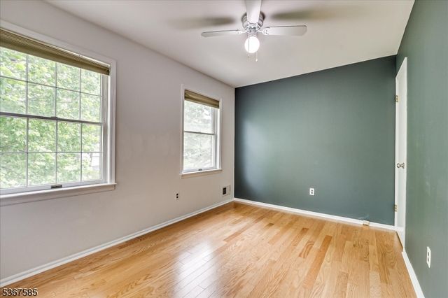 18 Joshua Dr, Hillsborough Twp., NJ 08844