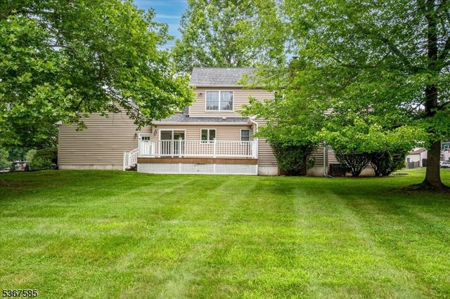 18 Joshua Dr, Hillsborough Twp., NJ 08844