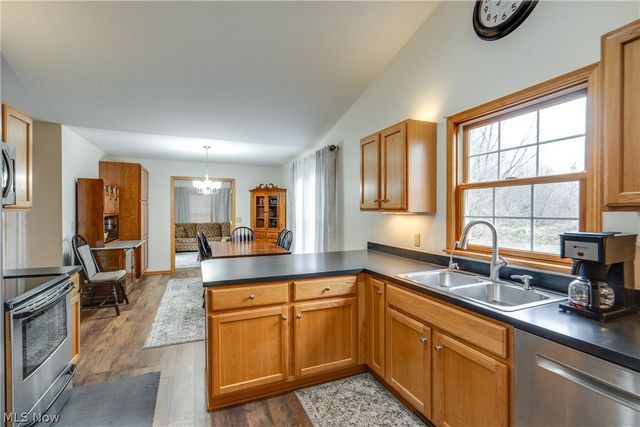 1481 Brookridge Avenue, Louisville, OH 44641