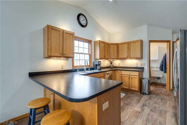 1481 Brookridge Avenue, Louisville, OH 44641