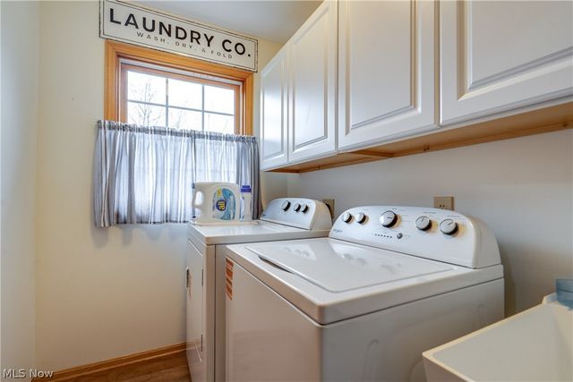 1481 Brookridge Avenue, Louisville, OH 44641