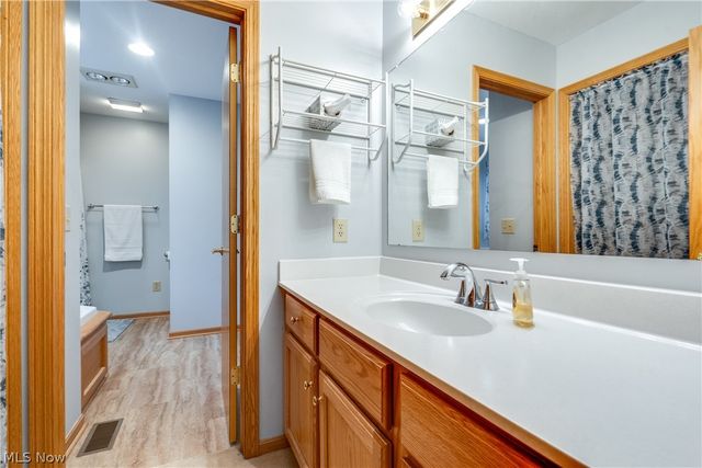 1481 Brookridge Avenue, Louisville, OH 44641