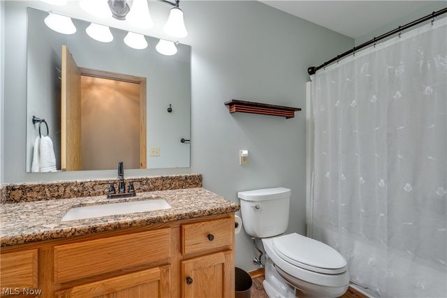 1481 Brookridge Avenue, Louisville, OH 44641