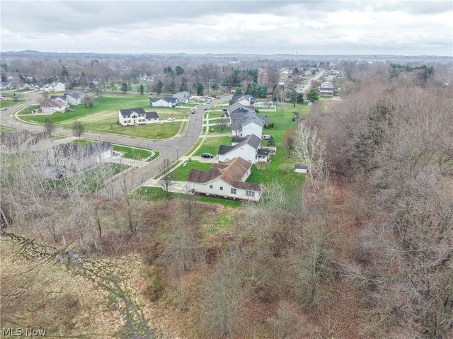 1481 Brookridge Avenue, Louisville, OH 44641