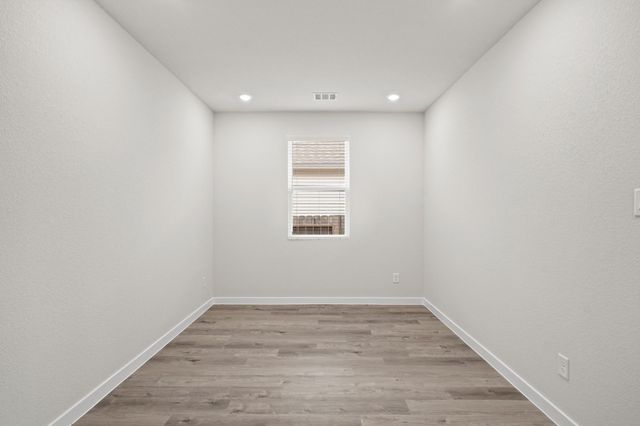 14325 Ash Tree Drive, Conroe, TX 77302