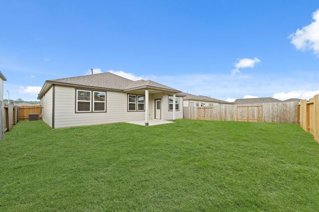 14325 Ash Tree Drive, Conroe, TX 77302