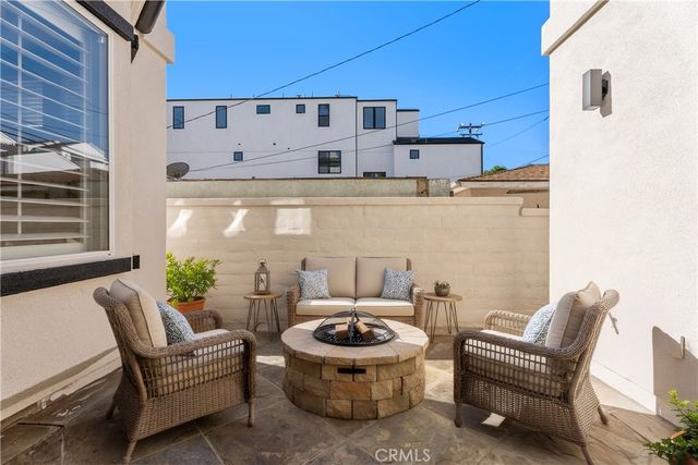 613 12th, Huntington Beach, CA 92648