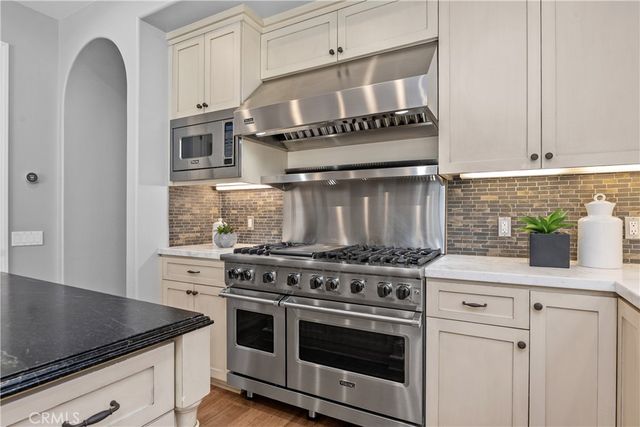 613 12th, Huntington Beach, CA 92648