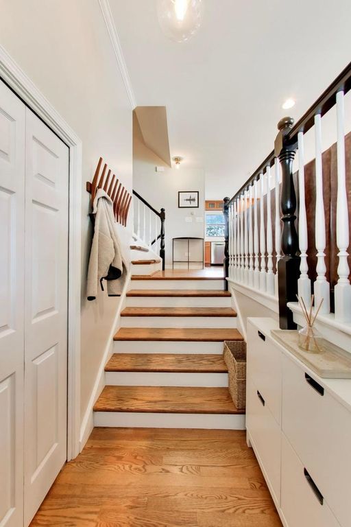 307 N Marcella Road, Mount Prospect, IL 60056 — photo 2