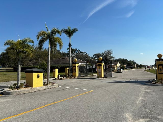 1462 LAS VILLAS BOULEVARD, Sebring, FL 33870