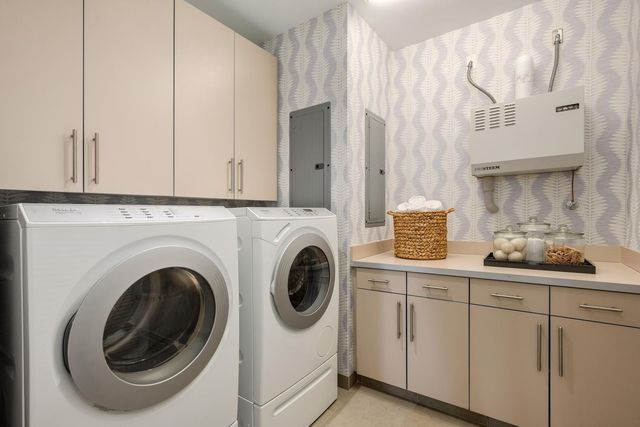 77 E WALTON Street 24A, Chicago, IL 60611