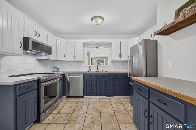 57 Edwards Road, Bethany, CT 06524