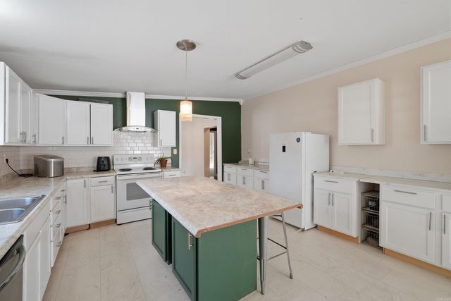 1365 Carson Bridge Road, Lonoke, AR 72086