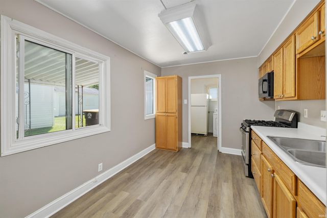 1420 Vance Avenue, Fort Wayne, IN 46805
