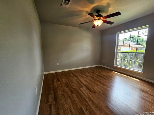 632 Garnet, Seguin, TX 78155