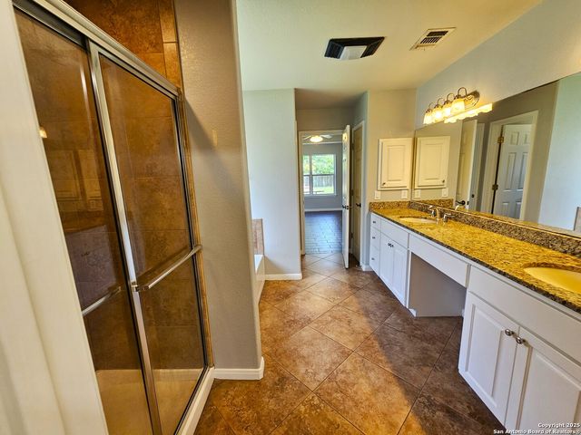 632 Garnet, Seguin, TX 78155