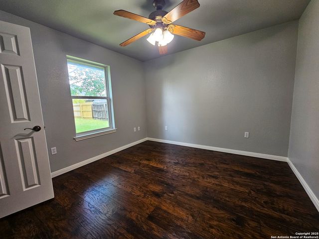 632 Garnet, Seguin, TX 78155