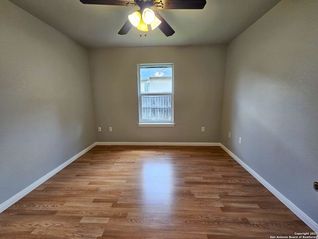 632 Garnet, Seguin, TX 78155