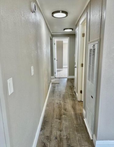 720 E Worth Avenue 105, Porterville, CA 93257