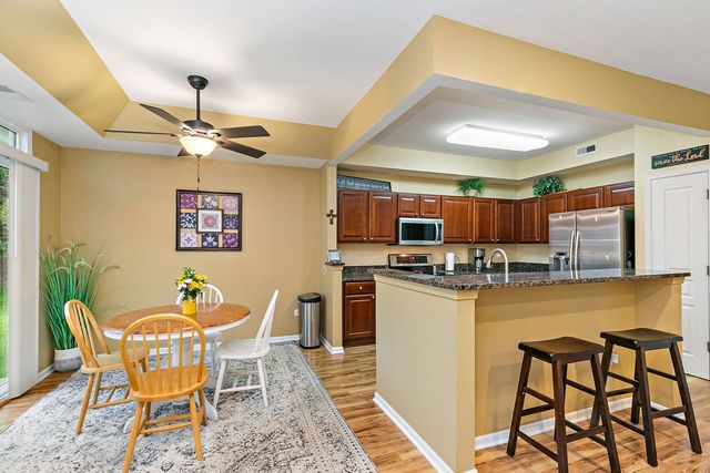 12587 Rock Island Trail, Huntley, IL 60142